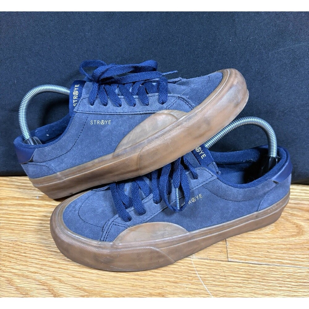 Straye Blue Suede Skate Shoes Platform Gum Sole Women’s US 9 / Men’s 7.5